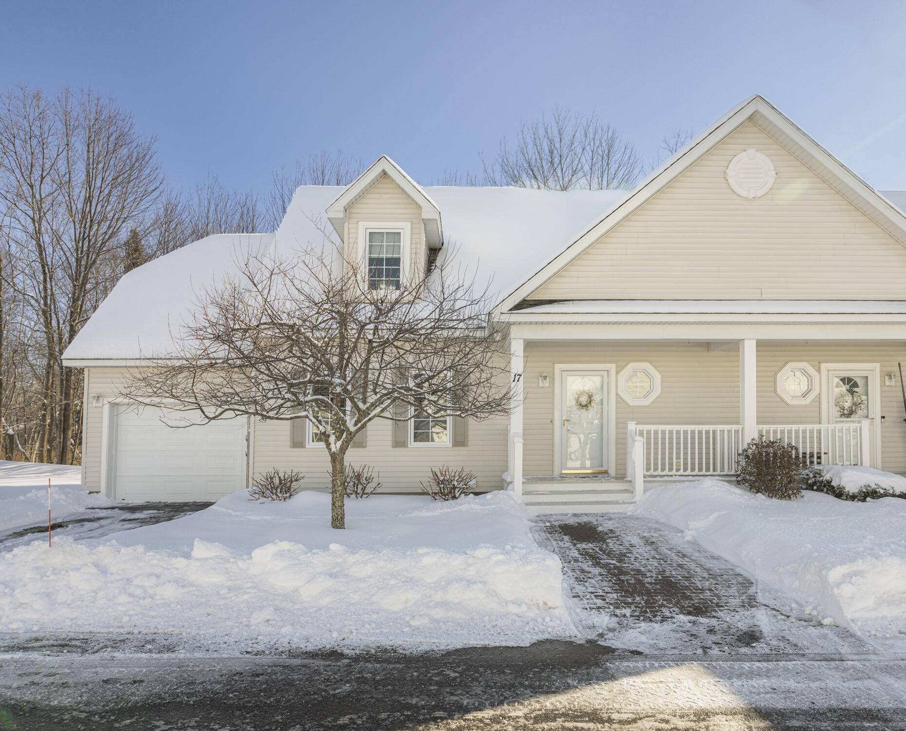 17 Hannah Drive Topsham ME 04086