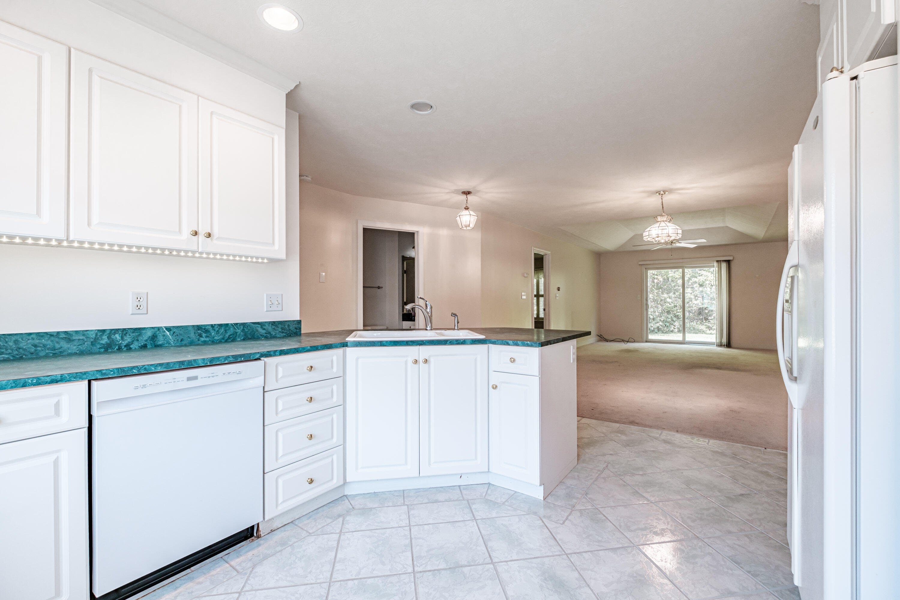 67 Southpointe Drive Scarborough ME 04074