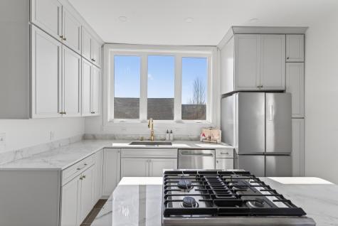 62 St Lawrence Street Portland ME 04101