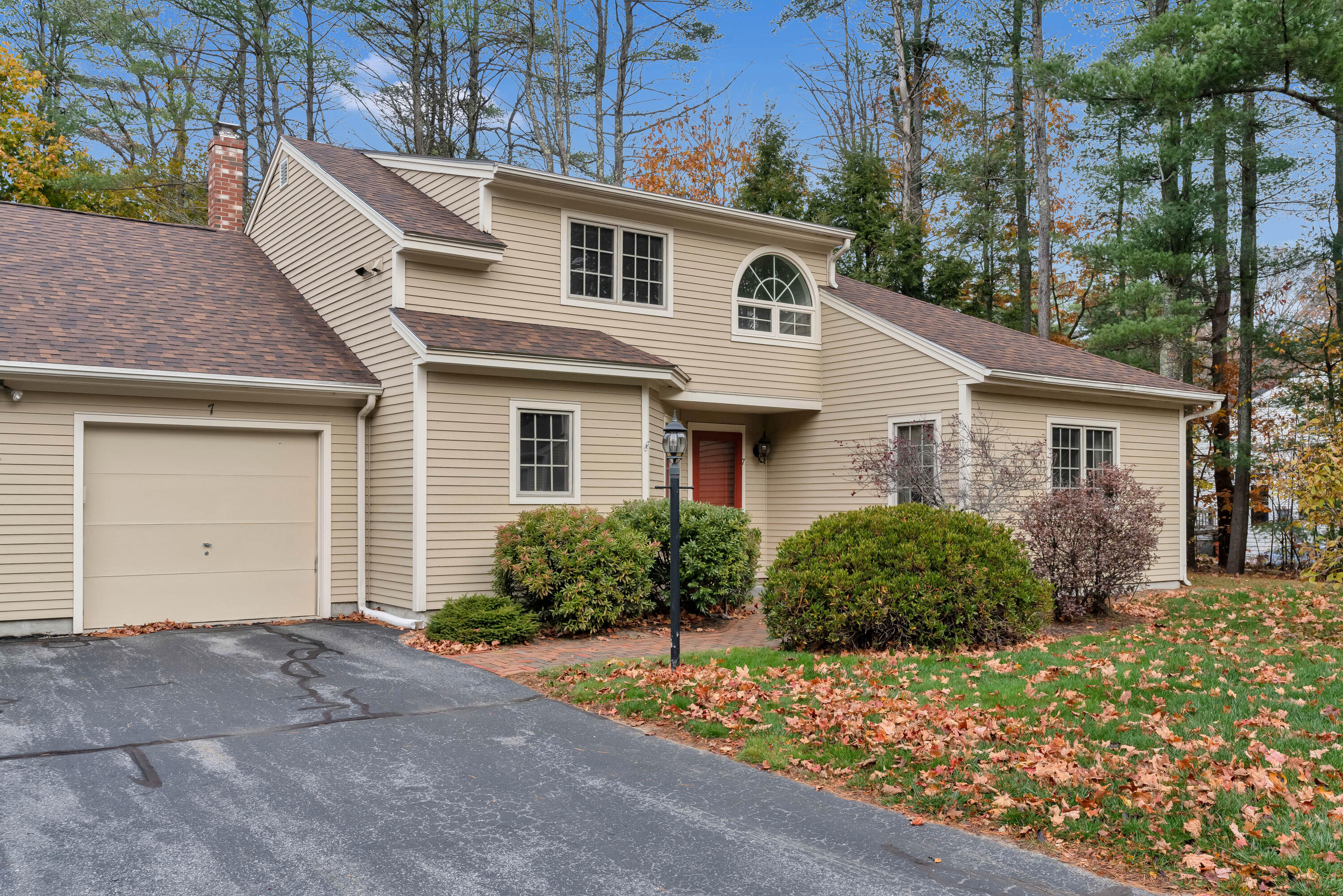 7 Apple Tree Drive Brunswick ME 04011