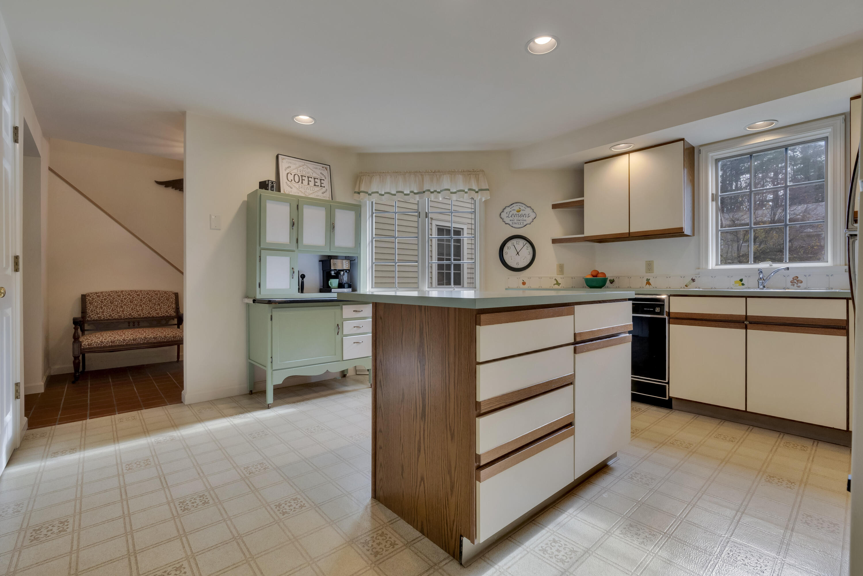 7 Apple Tree Drive Brunswick ME 04011