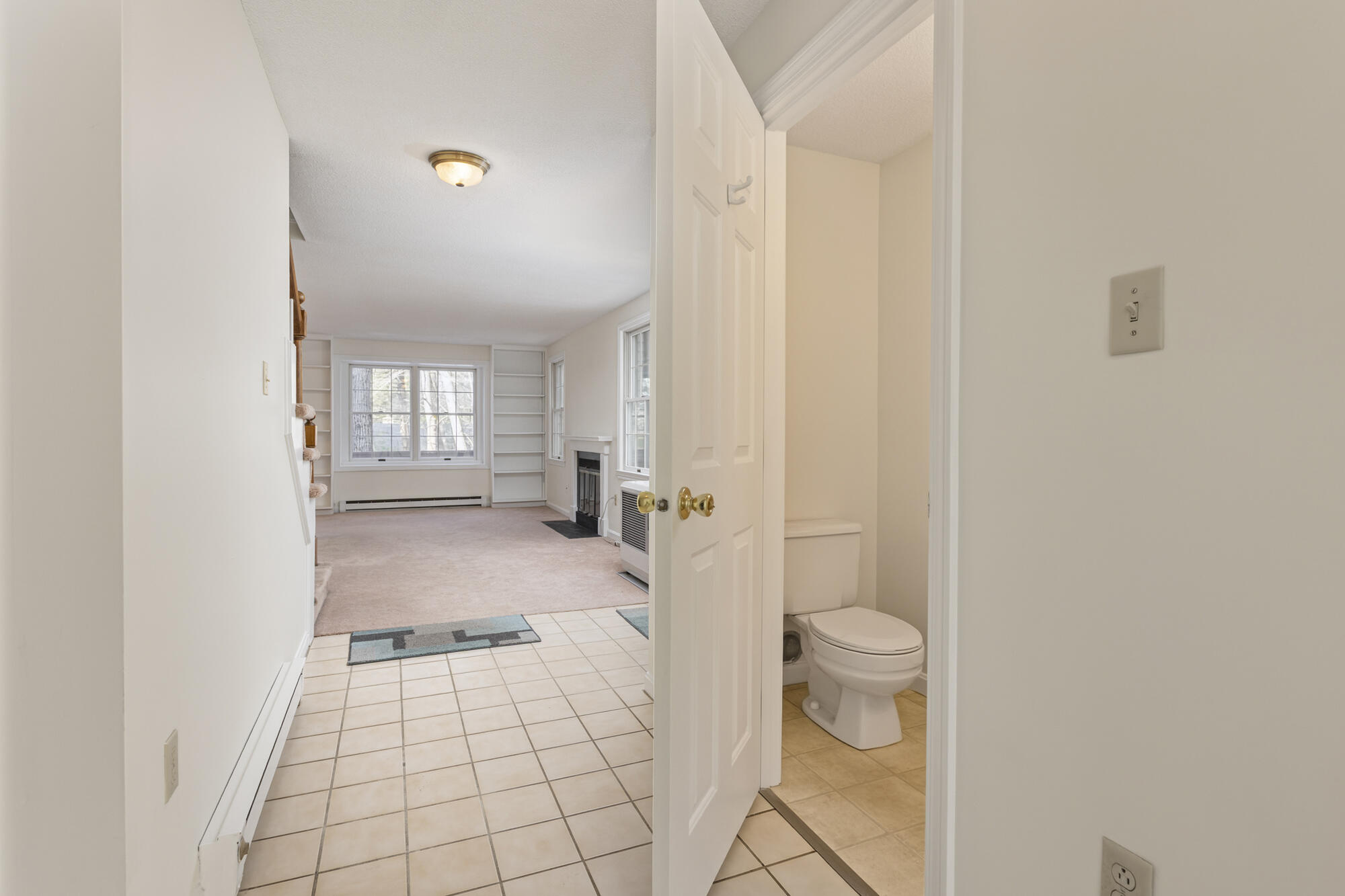 12 Edgecomb Court Portland ME 04103