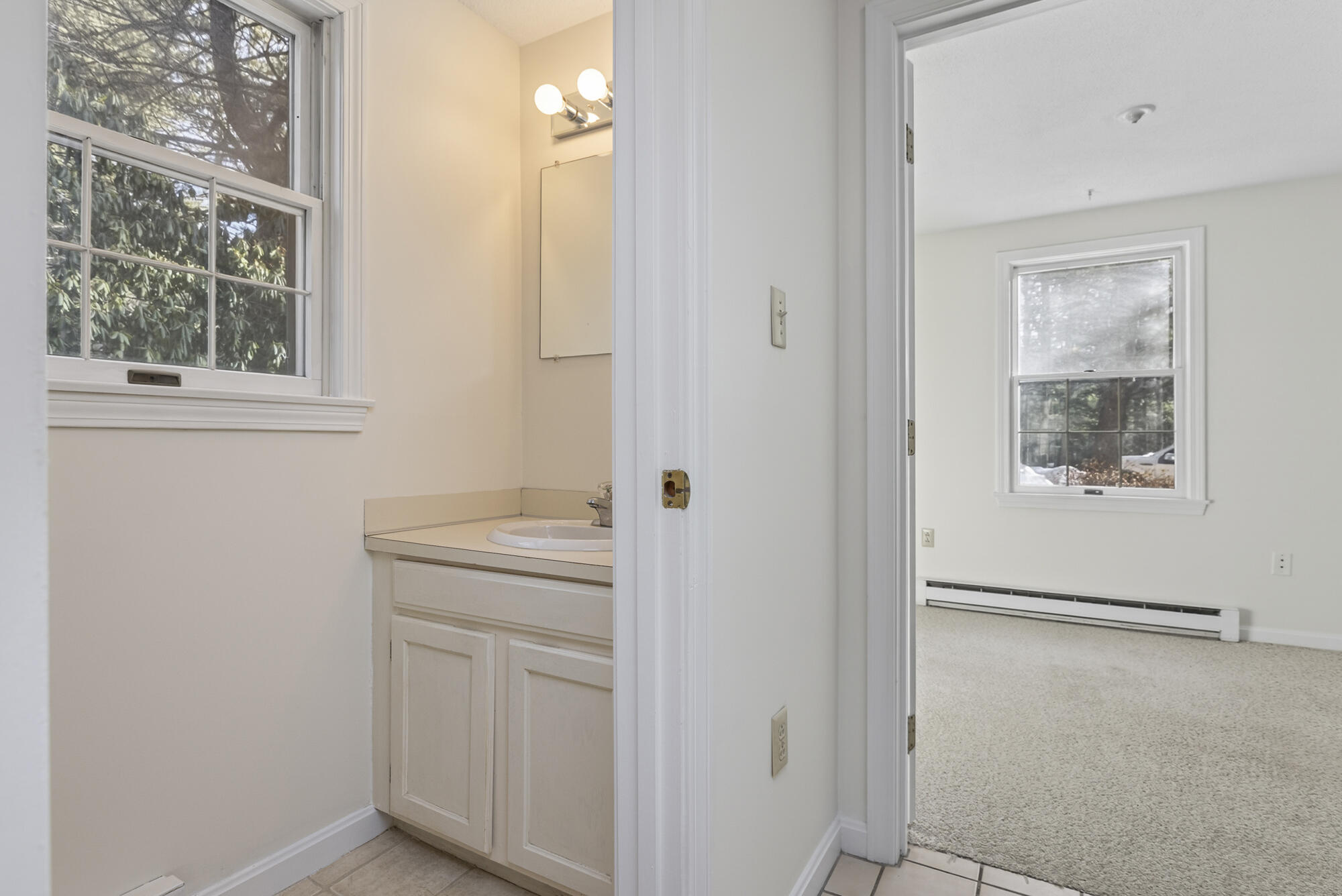 12 Edgecomb Court Portland ME 04103