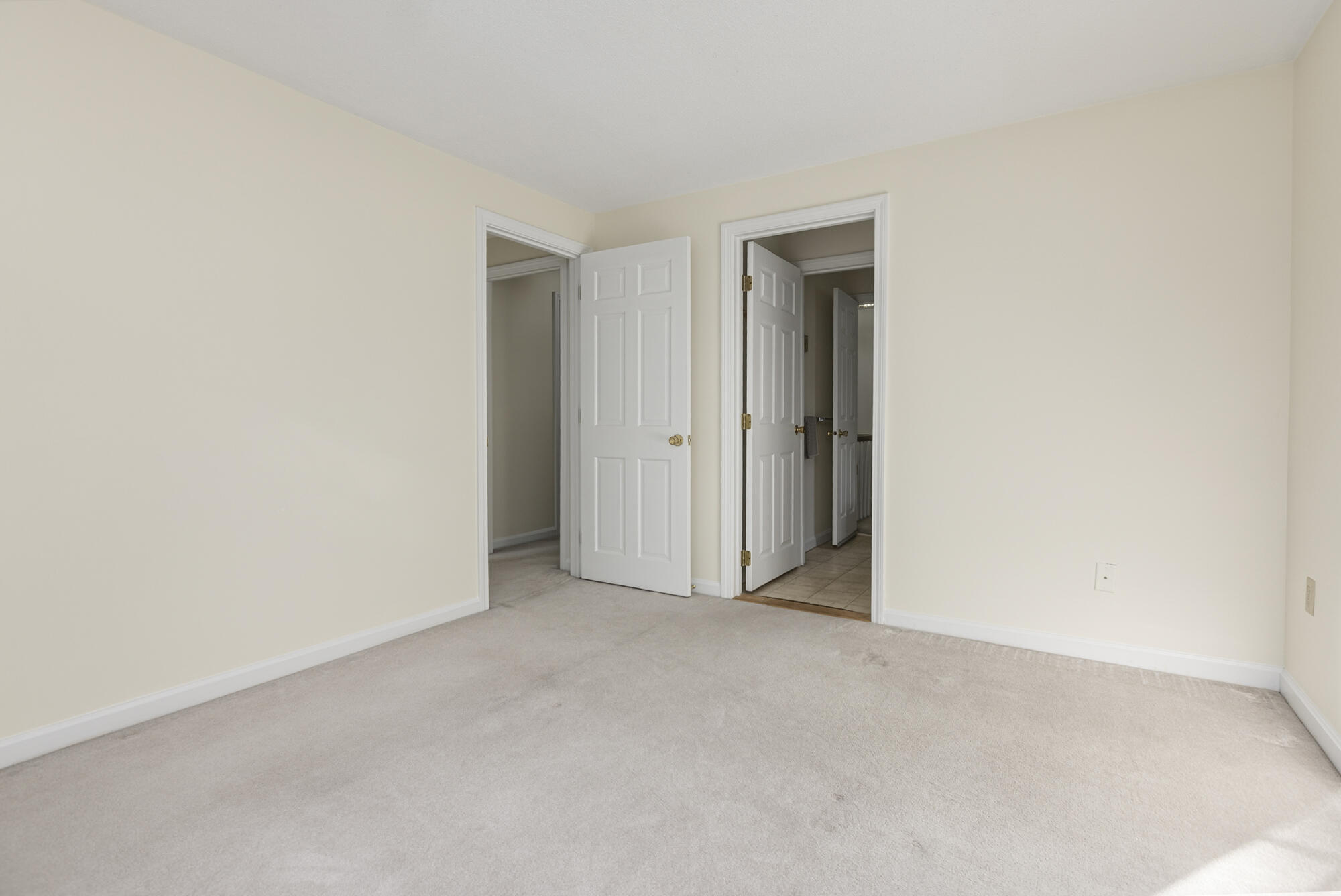 12 Edgecomb Court Portland ME 04103