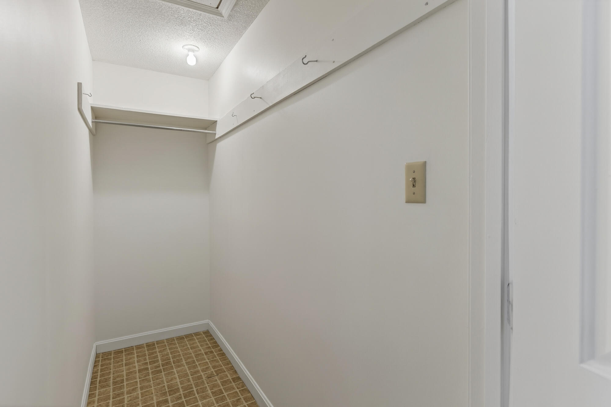 12 Edgecomb Court Portland ME 04103