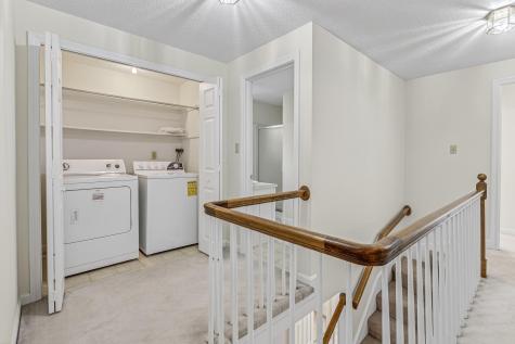 12 Edgecomb Court Portland ME 04103