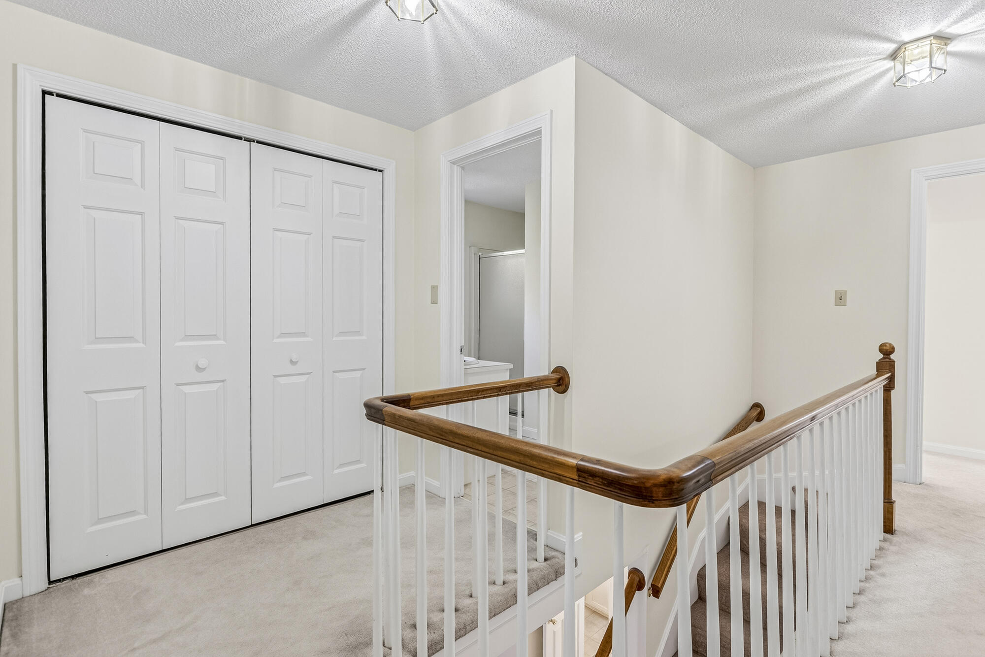 12 Edgecomb Court Portland ME 04103