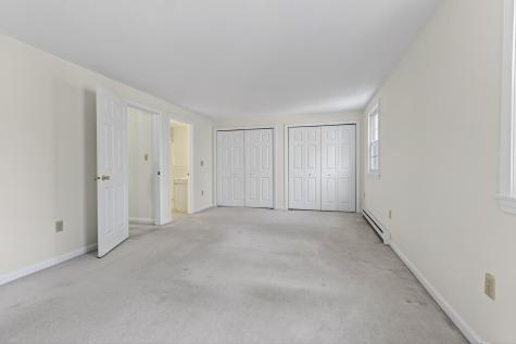 12 Edgecomb Court Portland ME 04103