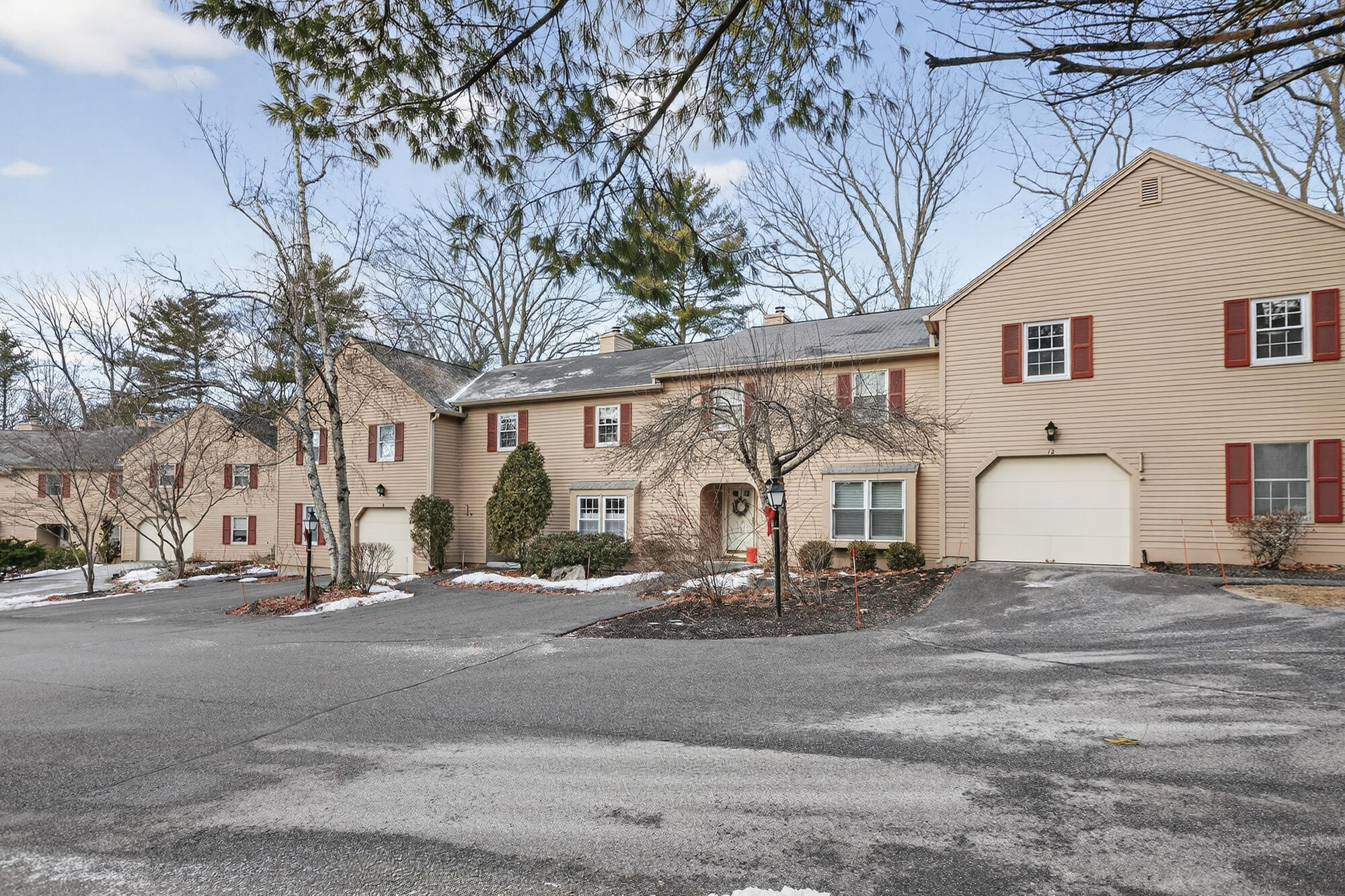 12 Edgecomb Court Portland ME 04103