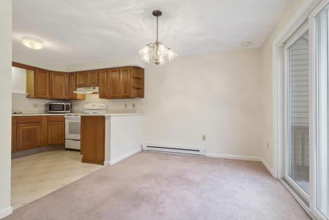 12 Edgecomb Court Portland ME 04103