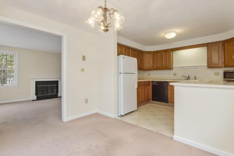 12 Edgecomb Court Portland ME 04103