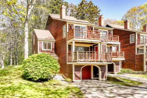 40 Harbor Drive Lincolnville ME 04849