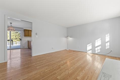 8 Royal Oaks Drive Auburn ME 04210