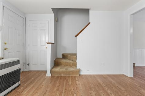 8 Royal Oaks Drive Auburn ME 04210