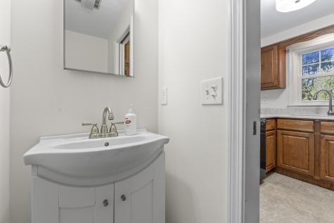 8 Royal Oaks Drive Auburn ME 04210