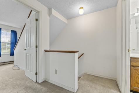 8 Royal Oaks Drive Auburn ME 04210