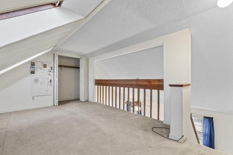 8 Royal Oaks Drive Auburn ME 04210