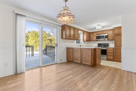 8 Royal Oaks Drive Auburn ME 04210