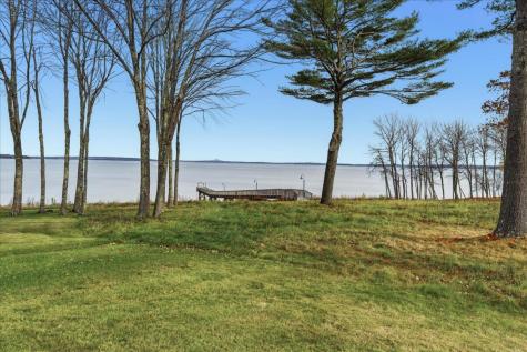 99 Dockside Lane Belfast ME 04915