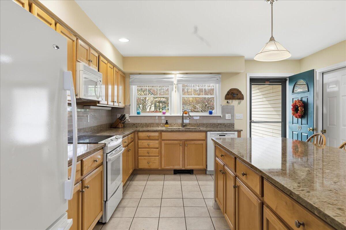 99 Dockside Lane Belfast ME 04915