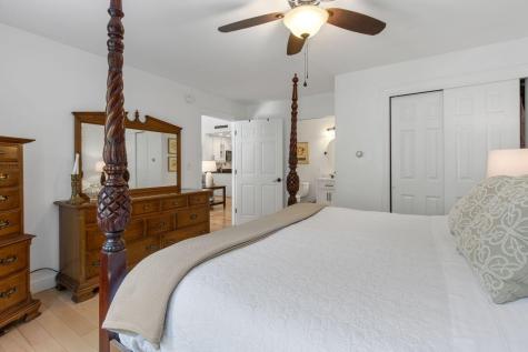 12 Kimberly Court Portland ME 04103