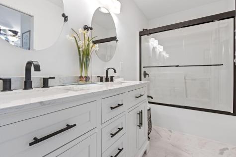 12 Kimberly Court Portland ME 04103