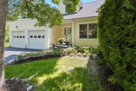 12 Kimberly Court Portland ME 04103