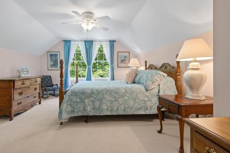 12 Kimberly Court Portland ME 04103