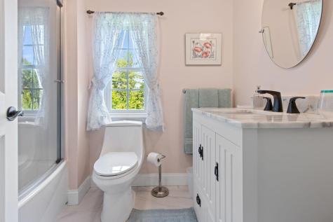 12 Kimberly Court Portland ME 04103