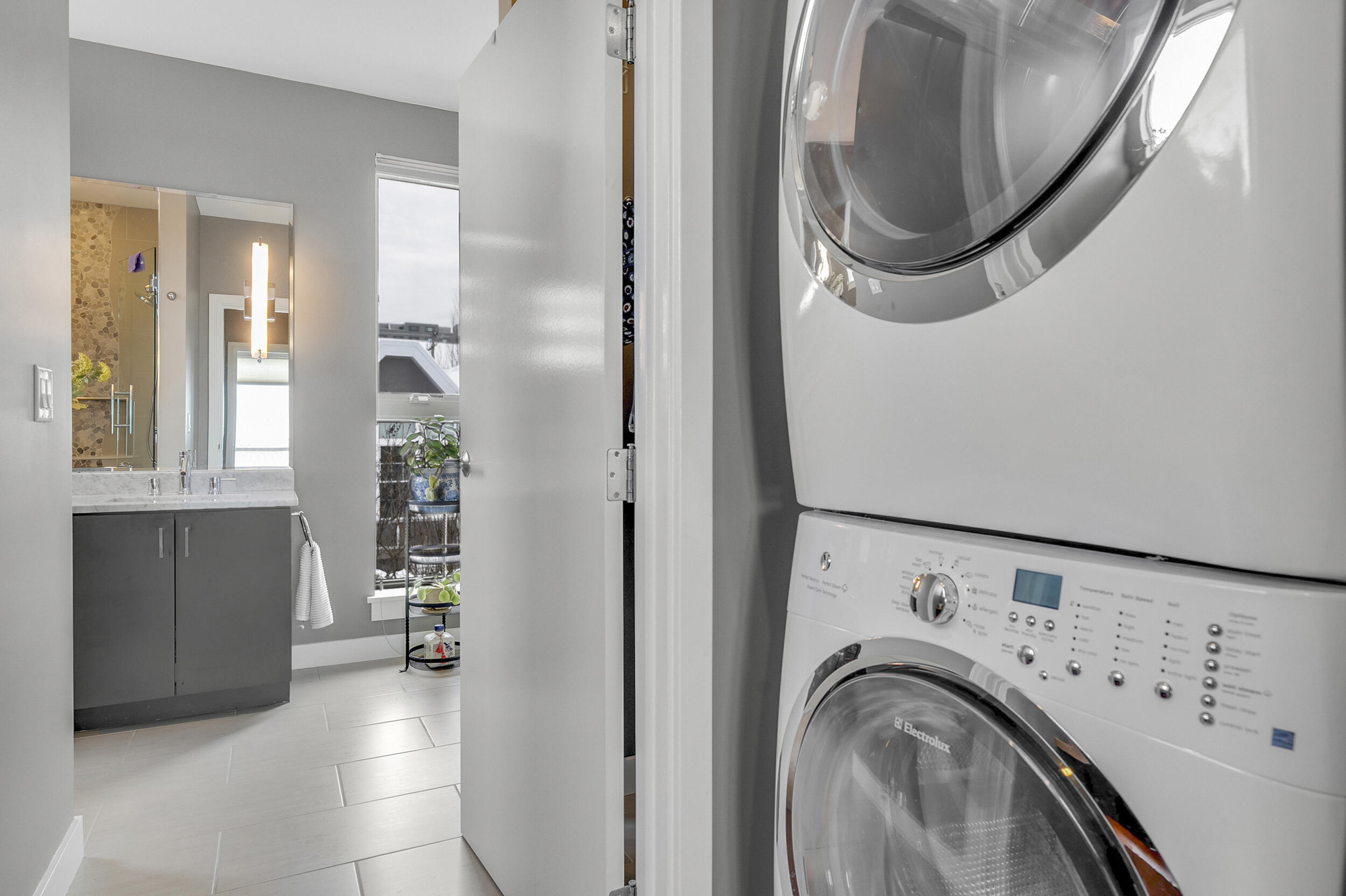 229 Sheridan Street Portland ME 04101