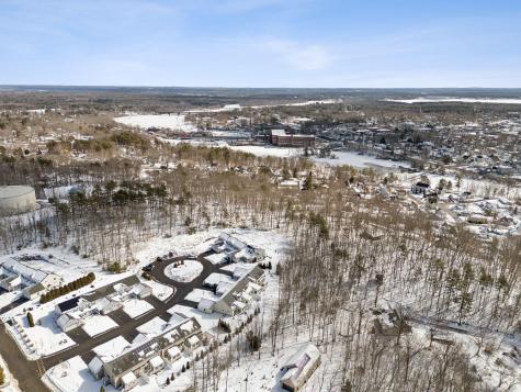 15 Amethyst Drive Topsham ME 04086