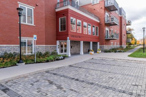 75 Mcauley Way Portland ME 04103