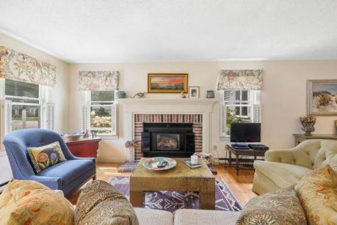 16 Oakwood Lane Kennebunk ME 04043