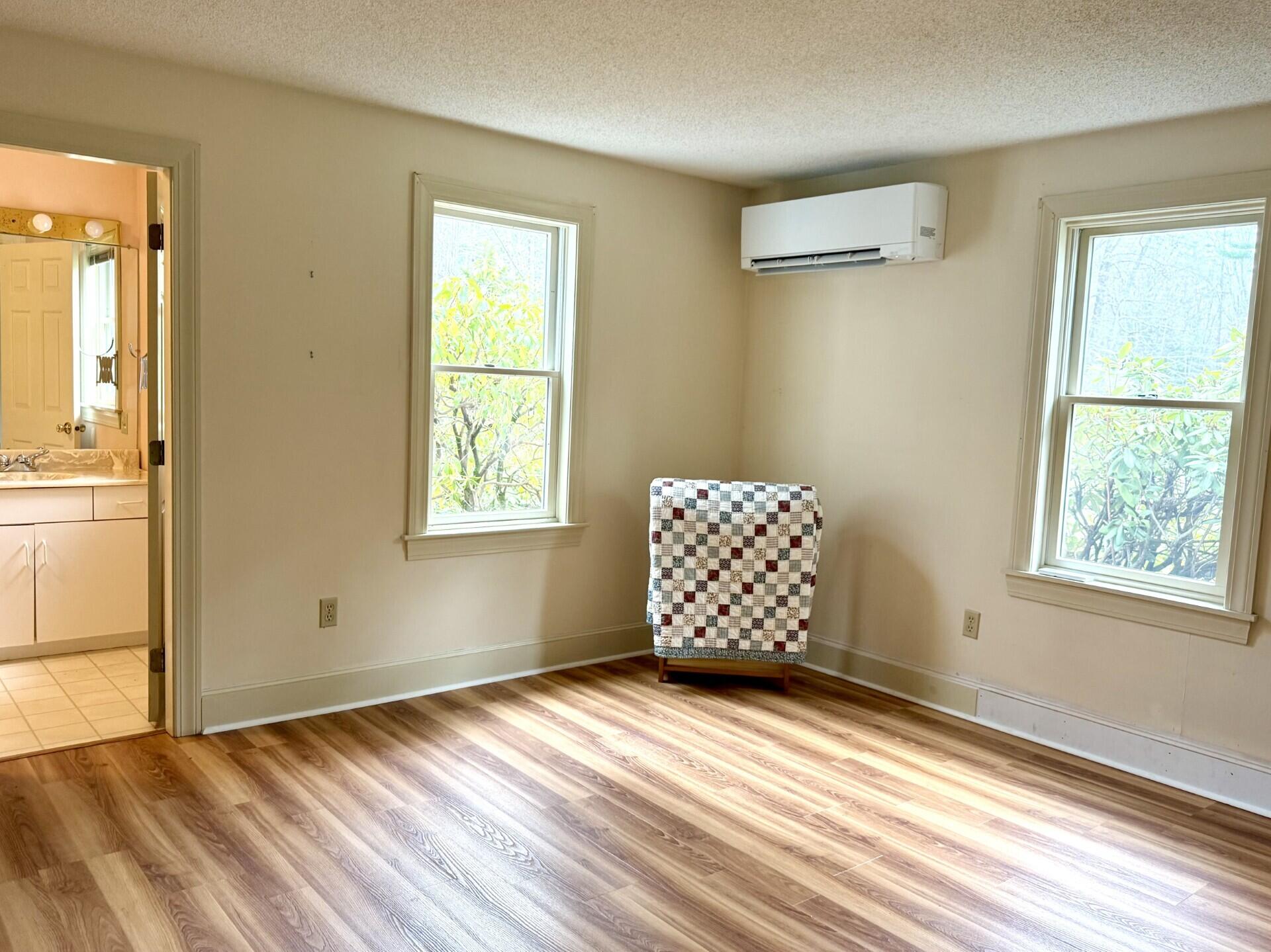 16 Oakwood Lane Kennebunk ME 04043