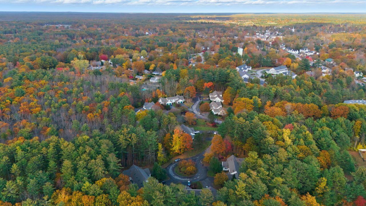 11 Greenwich Way Kennebunk ME 04043