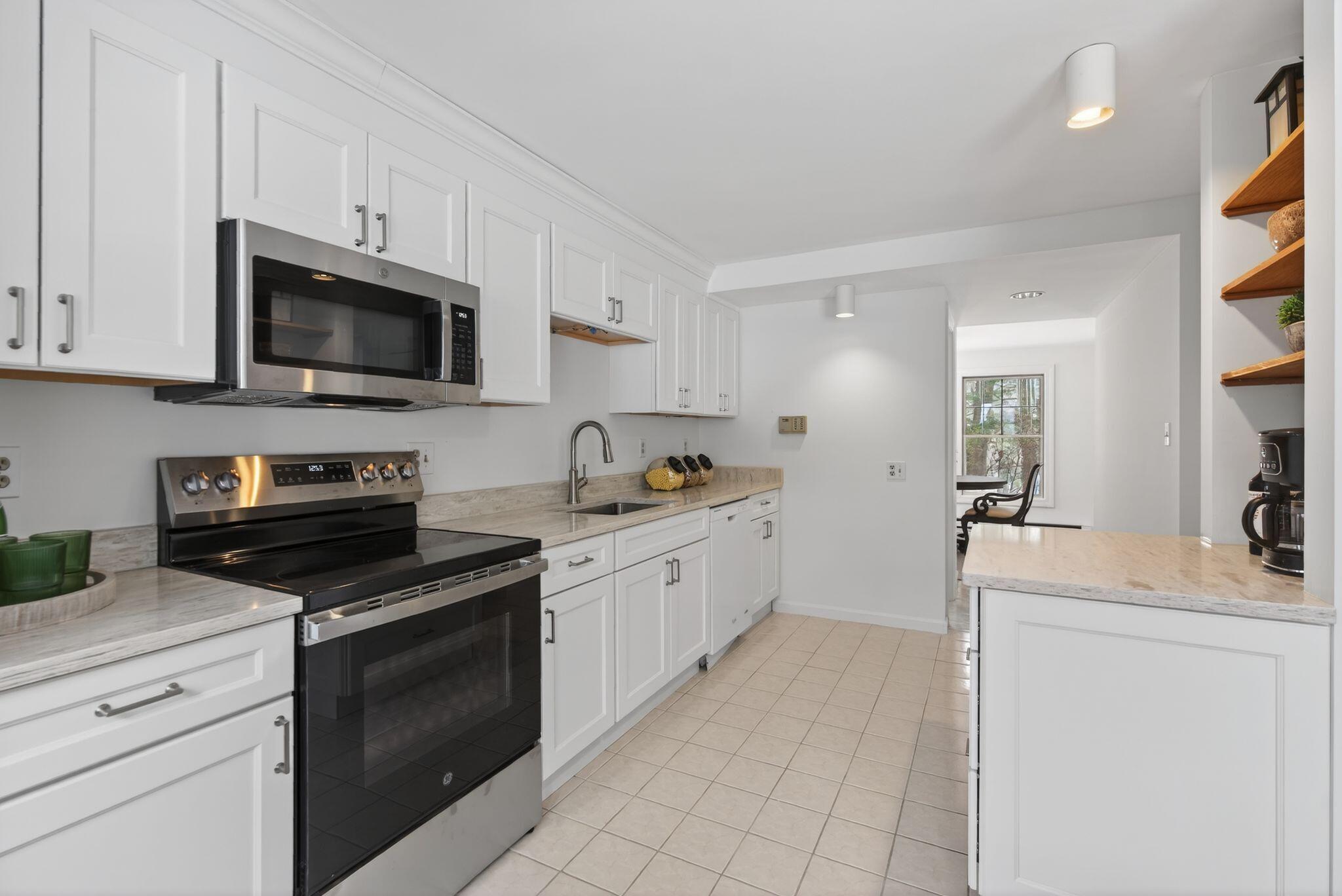 34 Concord Place Cape Elizabeth ME 04107