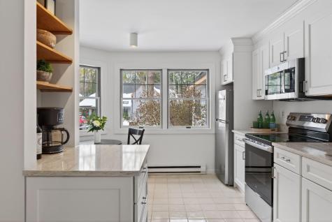 34 Concord Place Cape Elizabeth ME 04107