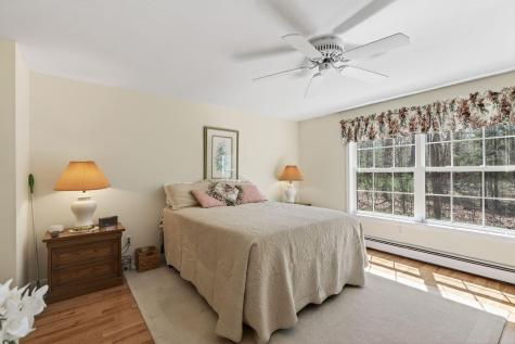 22 Greenwich Way Kennebunk ME 04043
