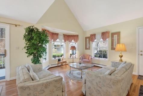 22 Greenwich Way Kennebunk ME 04043