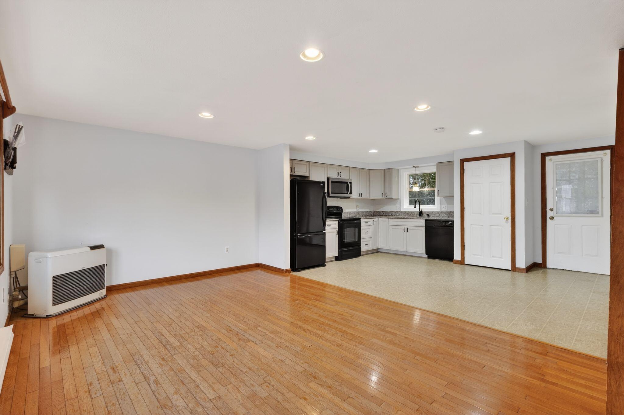 91 Western Avenue Biddeford ME 04005