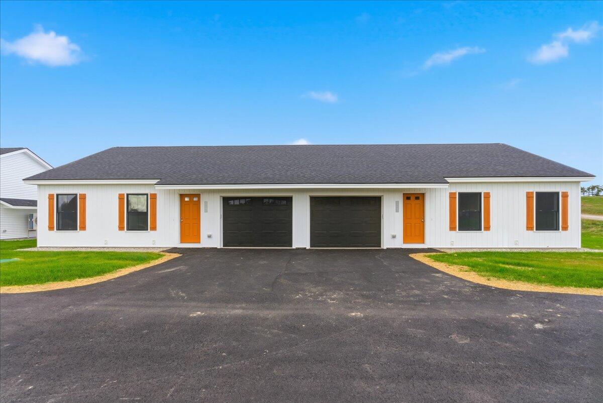 3 Freedom Farm Road Auburn ME 04210