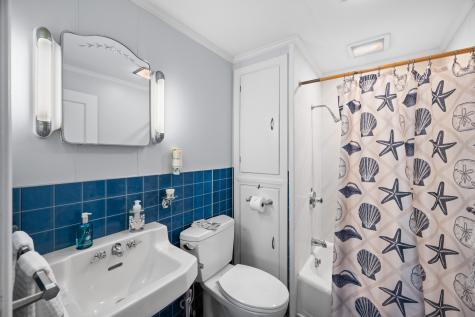 147 Beach Avenue Kennebunk ME 04043