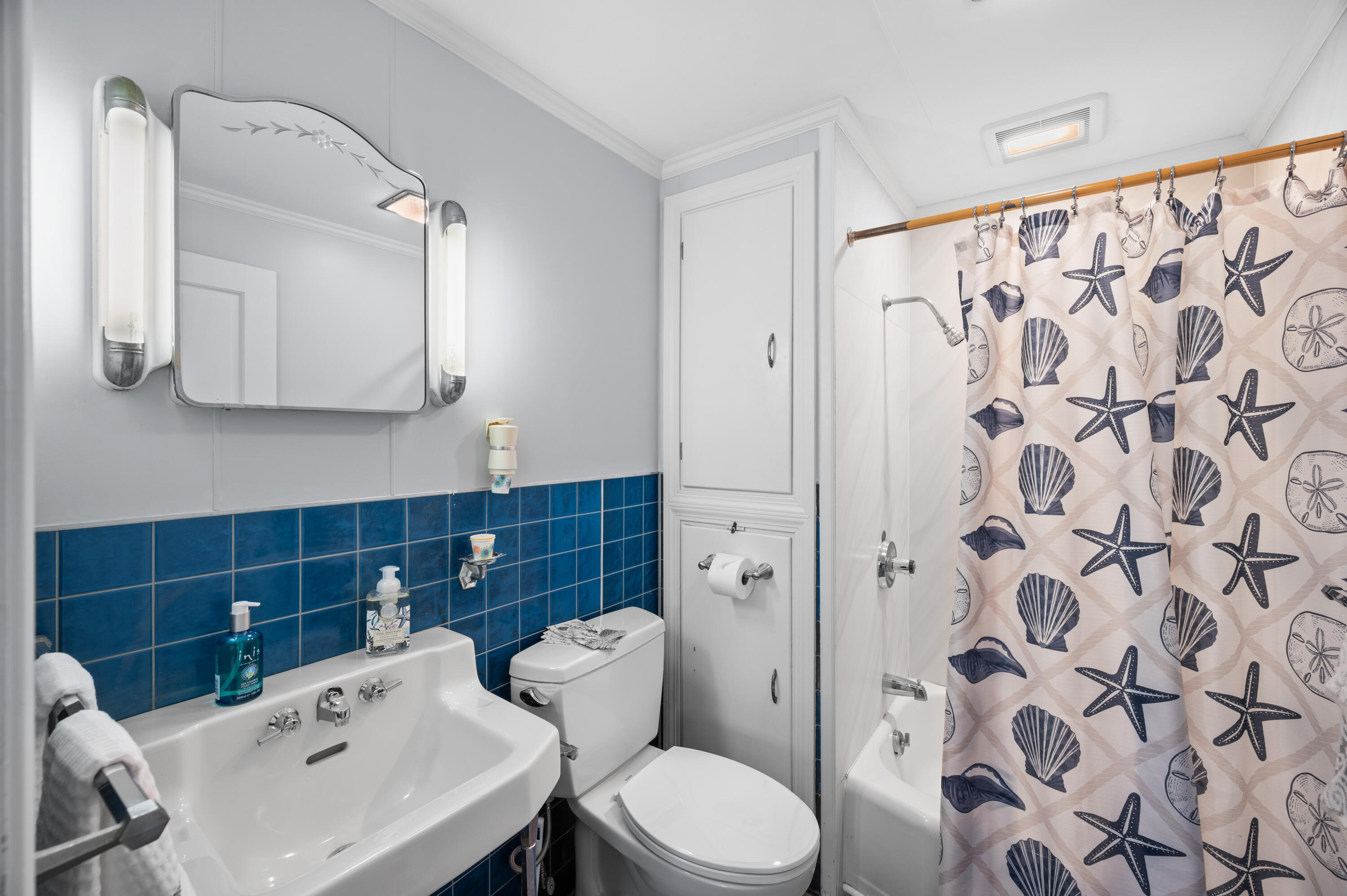 147 Beach Avenue Kennebunk ME 04043