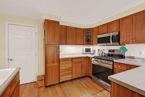 35 Signature Drive Brunswick ME 04011