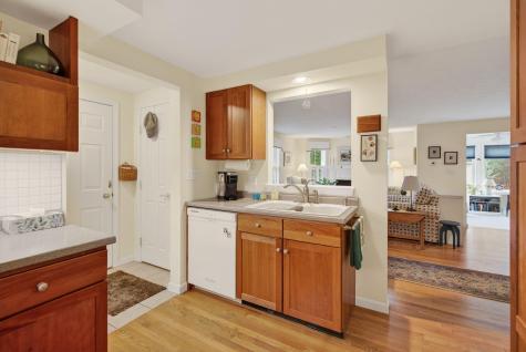 35 Signature Drive Brunswick ME 04011