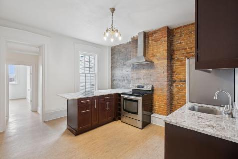 17 Pine Street Portland ME 04102