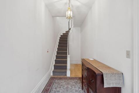 17 Pine Street Portland ME 04102