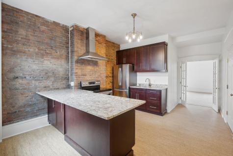 17 Pine Street Portland ME 04102