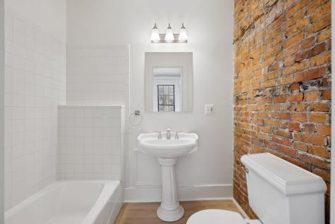 17 Pine Street Portland ME 04102