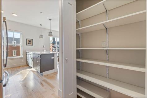 65 Mcauley Way Portland ME 04103